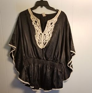 3XL Black shirt with white crochet neckline